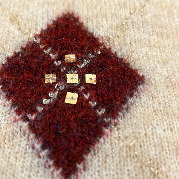Clorinda sweater - Picture 11 of 11